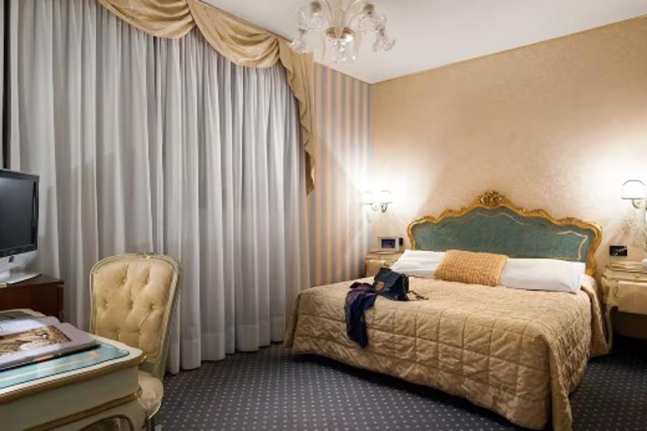 Hotel Carlton On The Grand Canal Venise